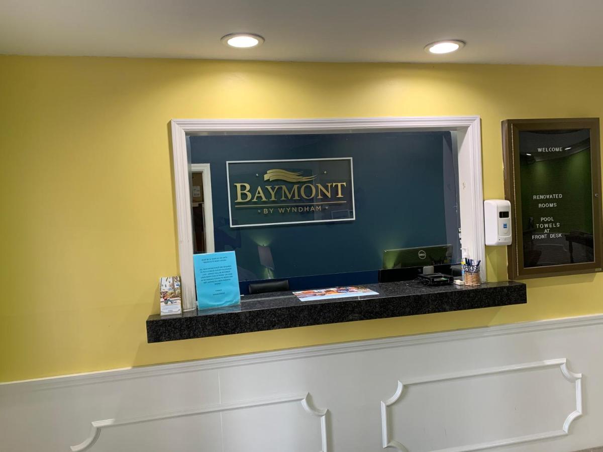 Hotel Baymont By Wyndham Selma Exterior foto