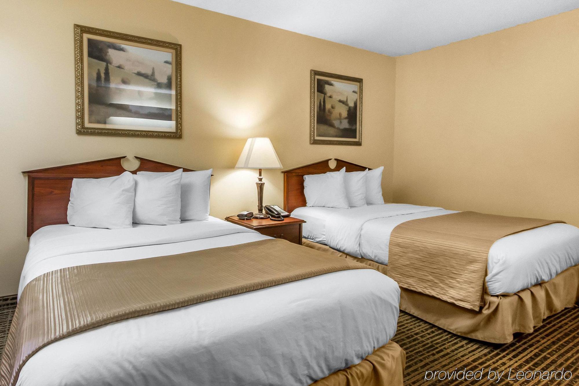Hotel Baymont By Wyndham Selma Exterior foto